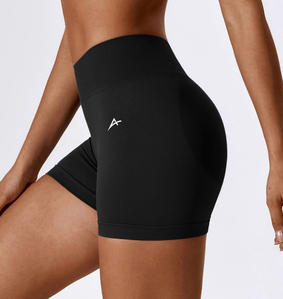 Essentials Seamless Short - Black