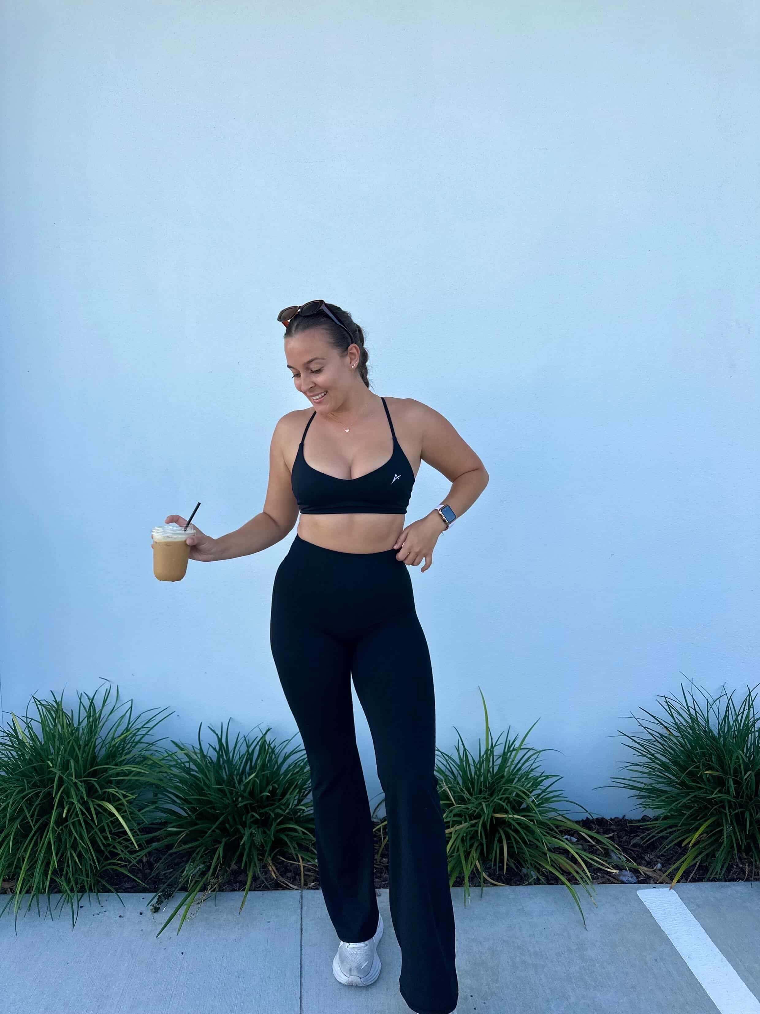 Elevate Flares Bra - Deep Black