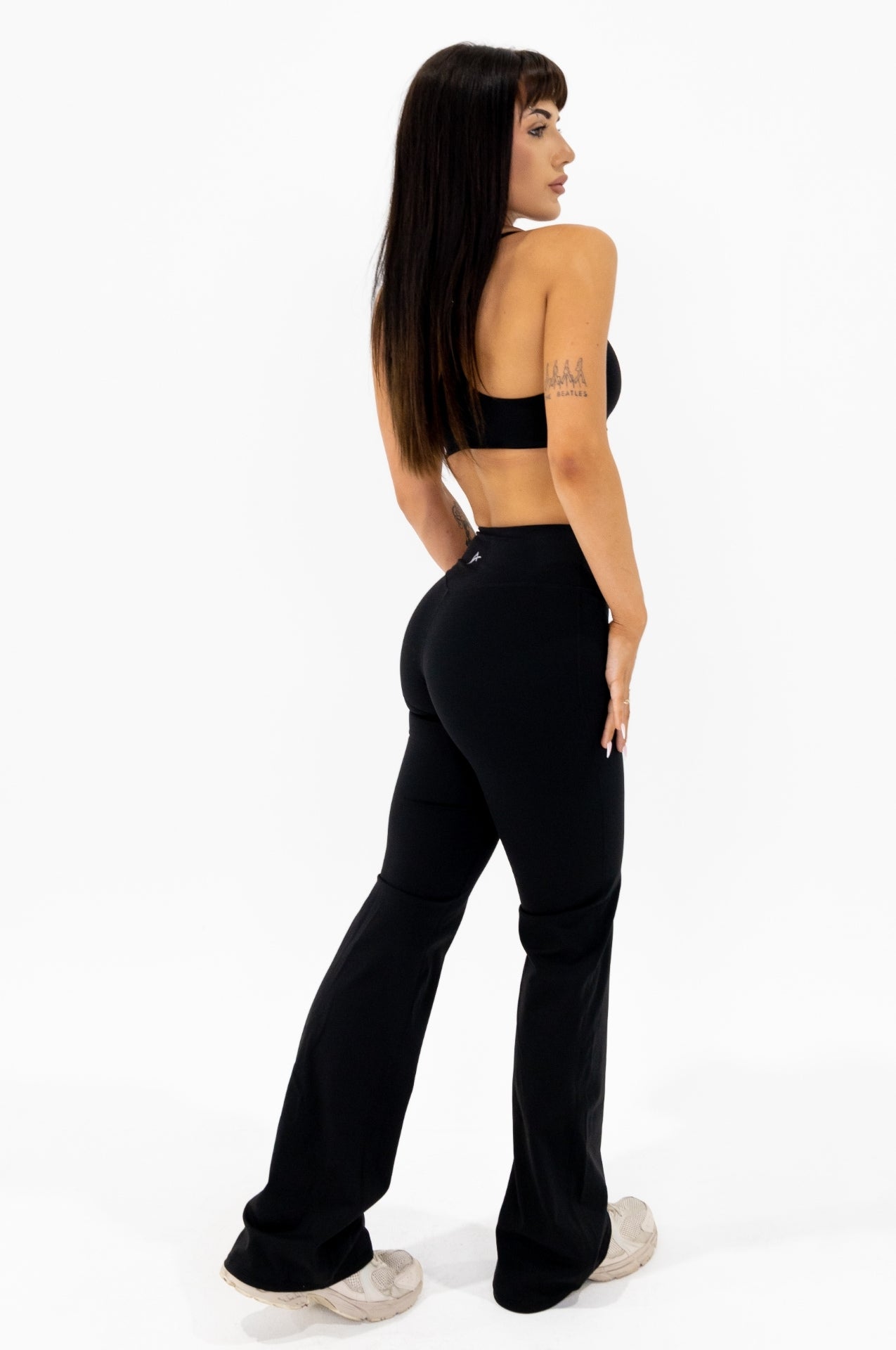 Elevate Flares Leggings - Deep Black