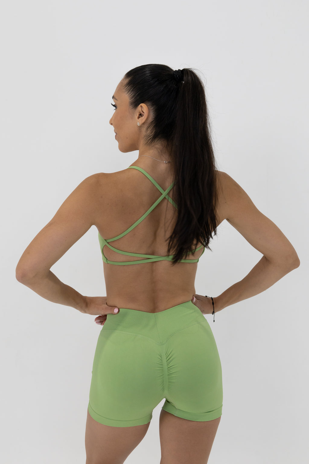 Essentials Seamless Bra - Green