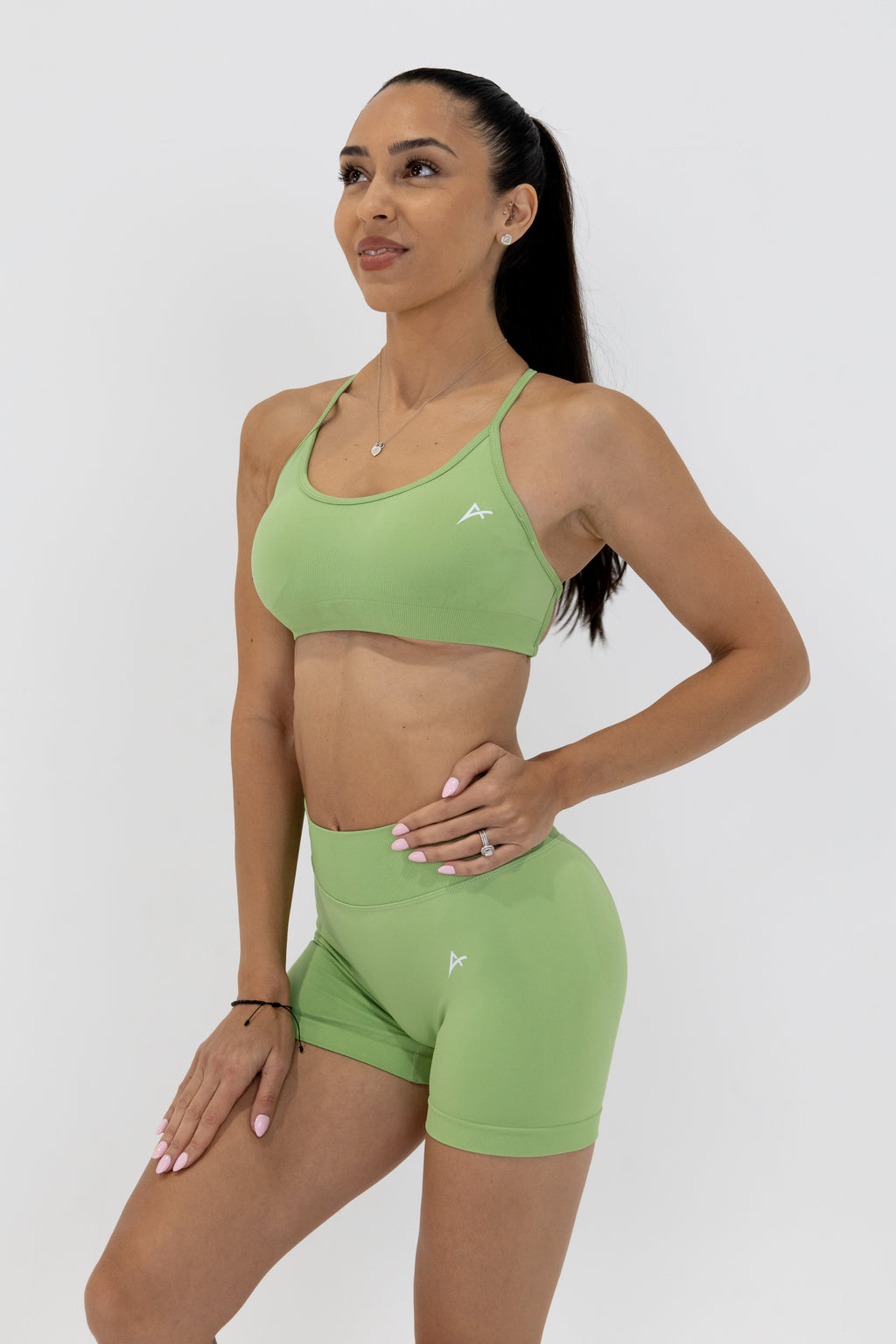 Essentials Seamless Bra - Green